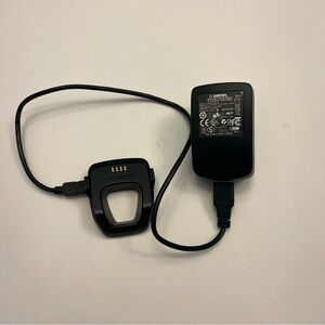 Garmin Forerunner 305 Charger and Cube